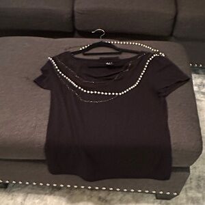 Chic Black Short Sleeve Top with Pearl Details